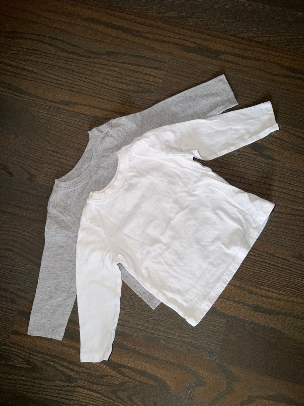 Old Navy Long-Sleeve Solid T-Shirt 2-Pack | 18-24M